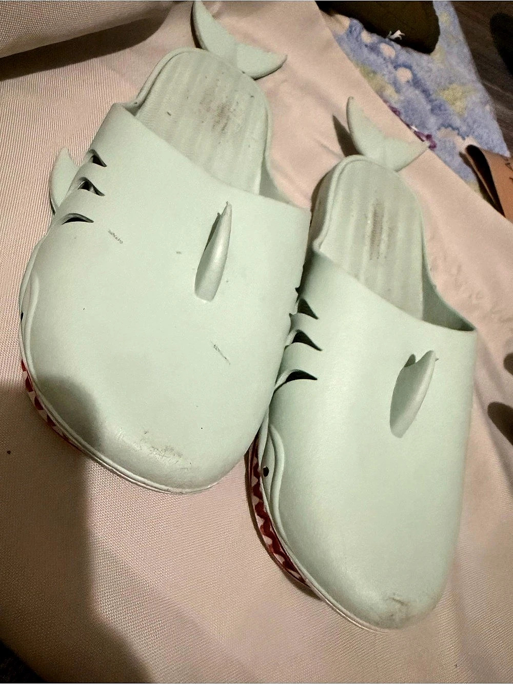 Green & Red EU 42-43 Shark Sandals